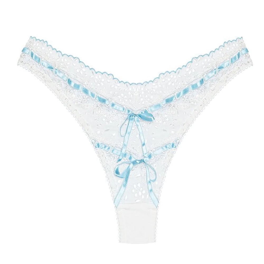Size Medium FOR LOVE & LEMONS Swirl Eyelet Thong Panty in White/Light Blue, NWT